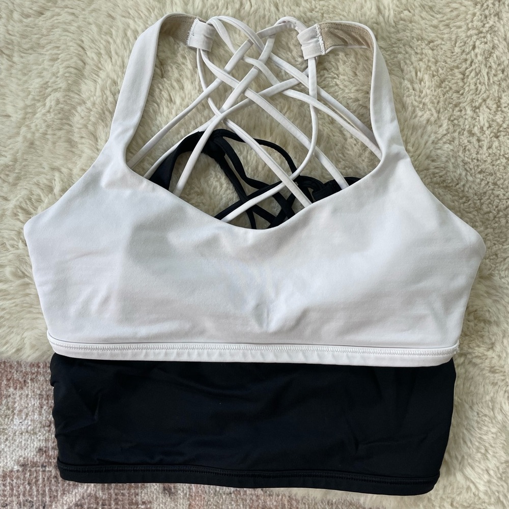 Lululemon Free to be bra